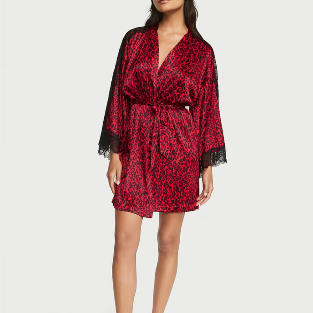 Robe Victoria secret xs red cheetah print